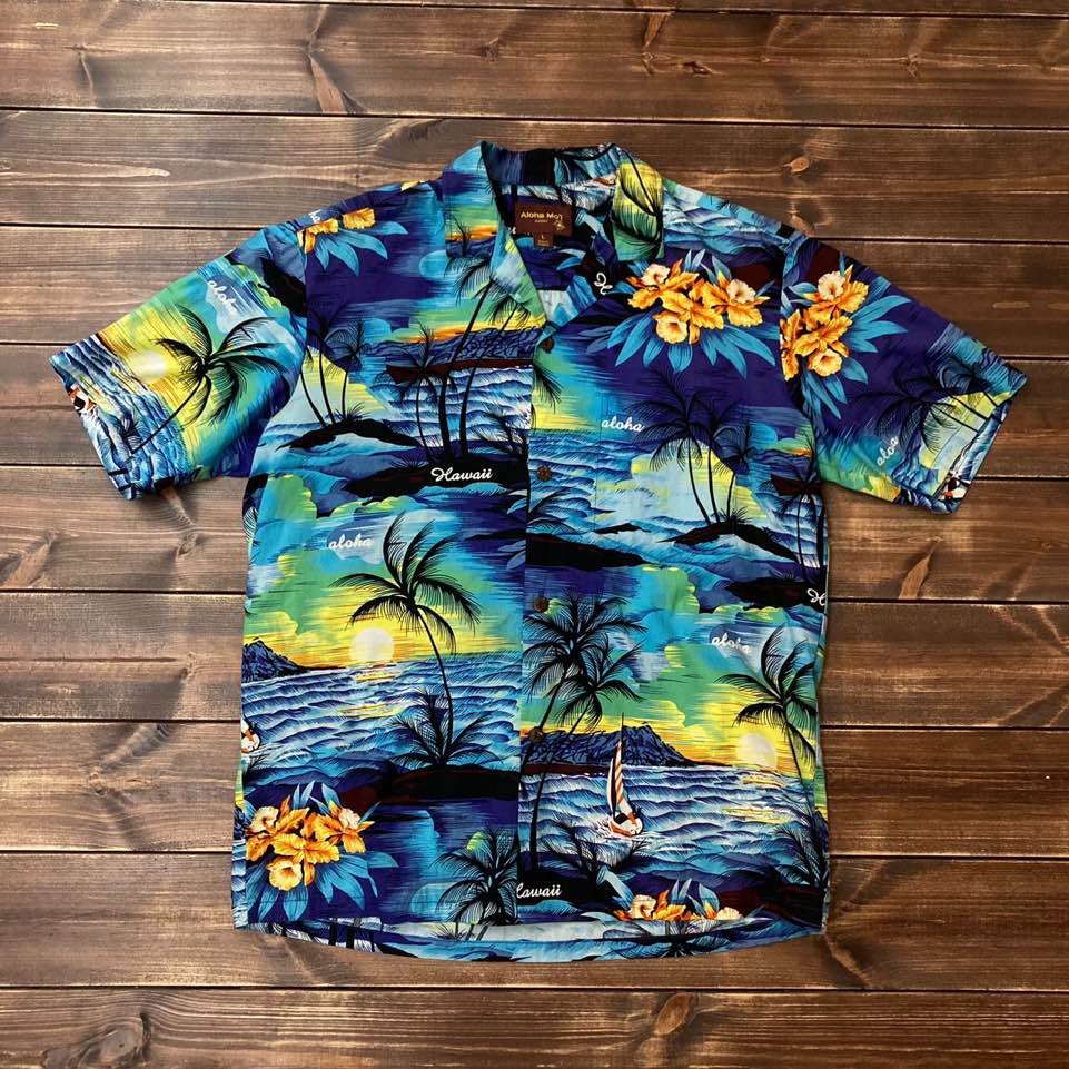 Aloha moi hawaiian shirt (L)