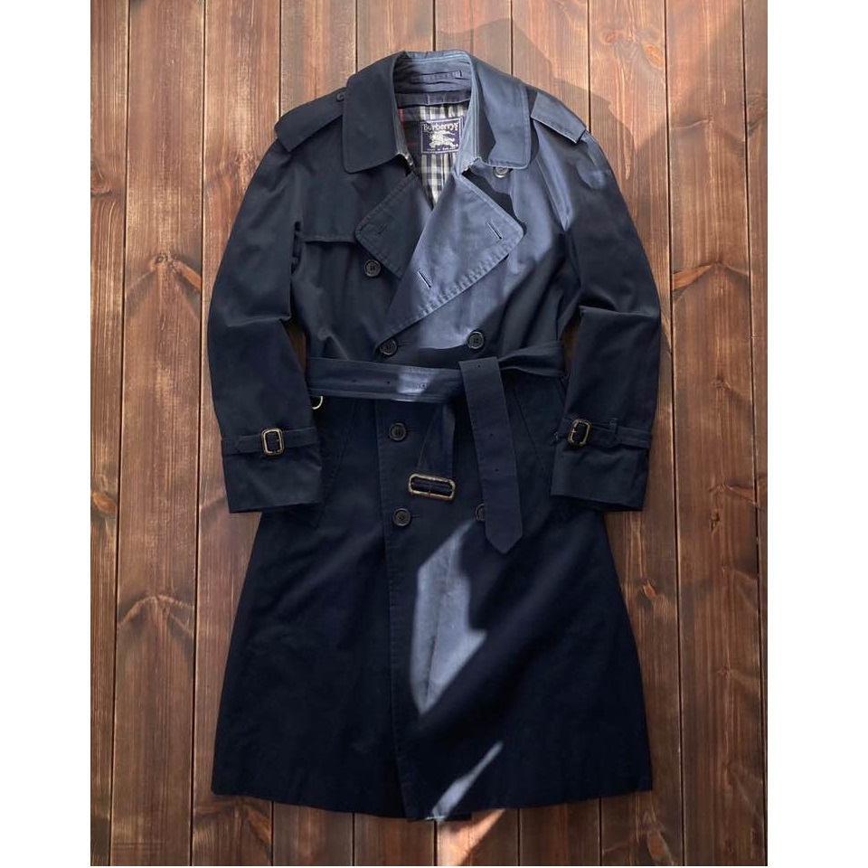Burberry double trench coat 48 (loose 100)