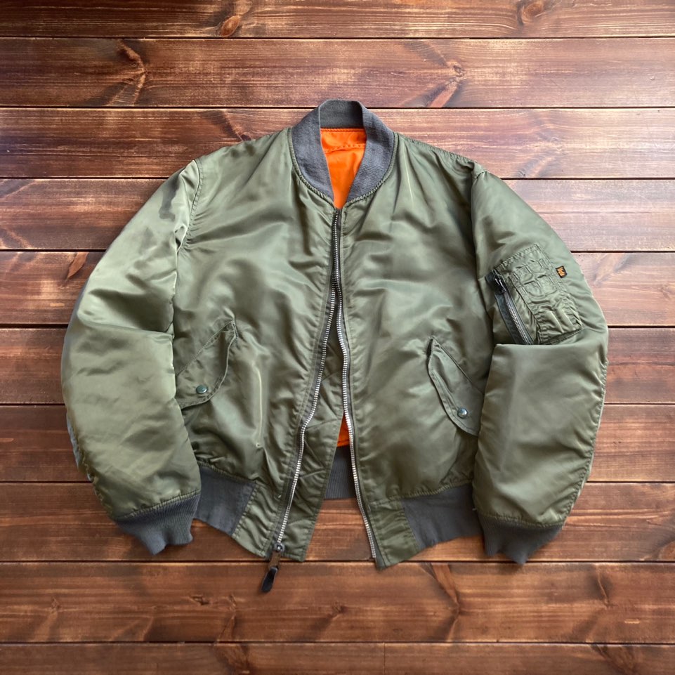 made in usa Alpha industries MA-1 flight jacket L (105)